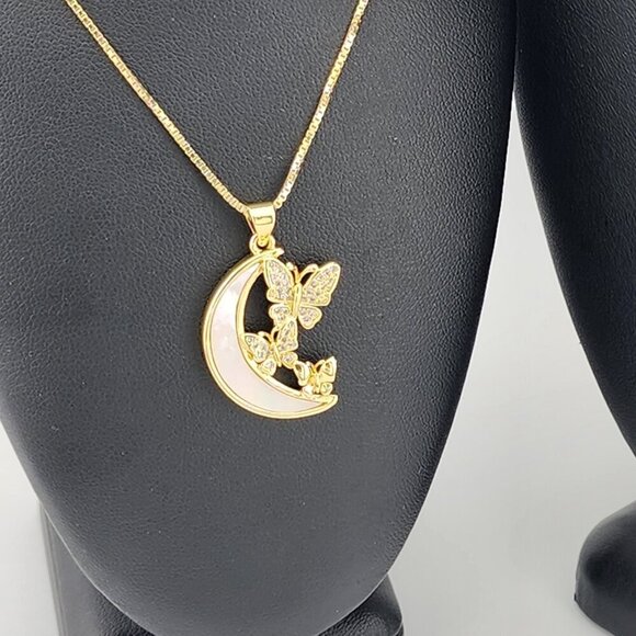 Brand New Half Moon Double Butterfly Necklace - Picture 6 of 11
